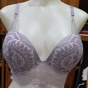 La SENZA Lace Bralette in Soft Purple